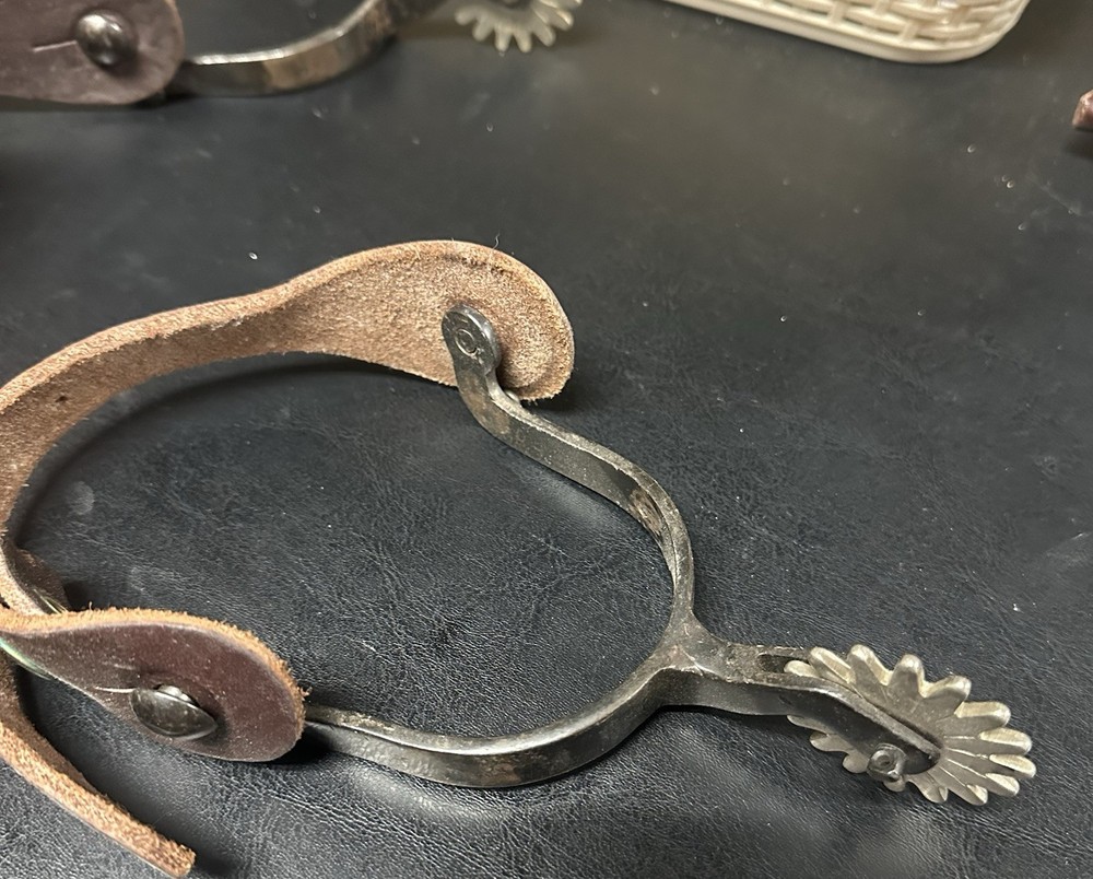 Western Spurs With Good Leathers