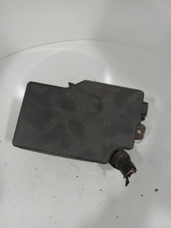 Used Fuse Box Engine fits: 2011 Mazda 3 Grade A