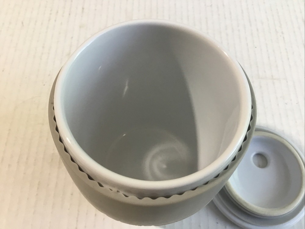 pampered chef egg cooker ceramic Silicone Sleeve Microwave.