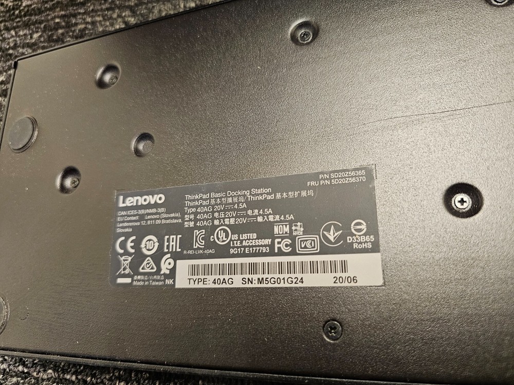 Lenovo 40AG0090US ThinkPad Basic 90W Docking Station Black