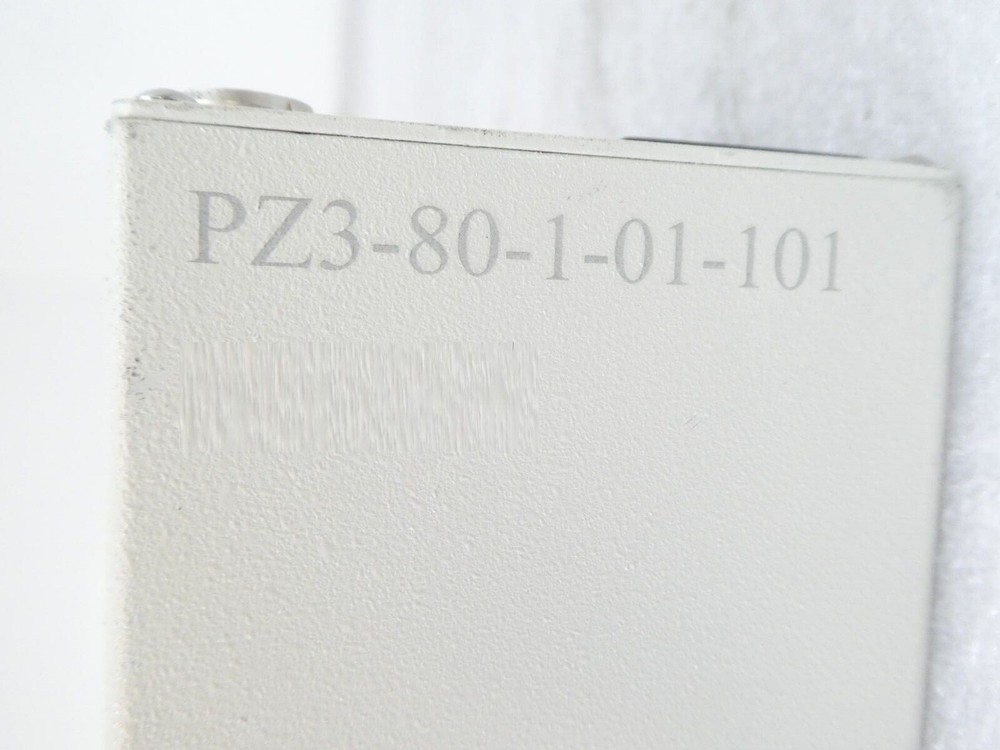 Veeco PZ3-80-1-01-101 Gas Concentration Sensor Controller PIEZOCON As-Is