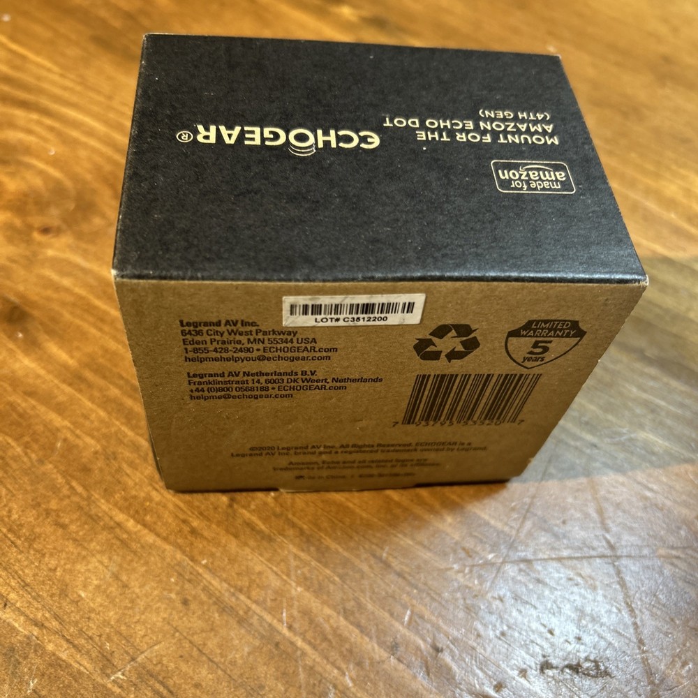 Echogear Mount-White for the Amazon Echo Dot (4th Gen)