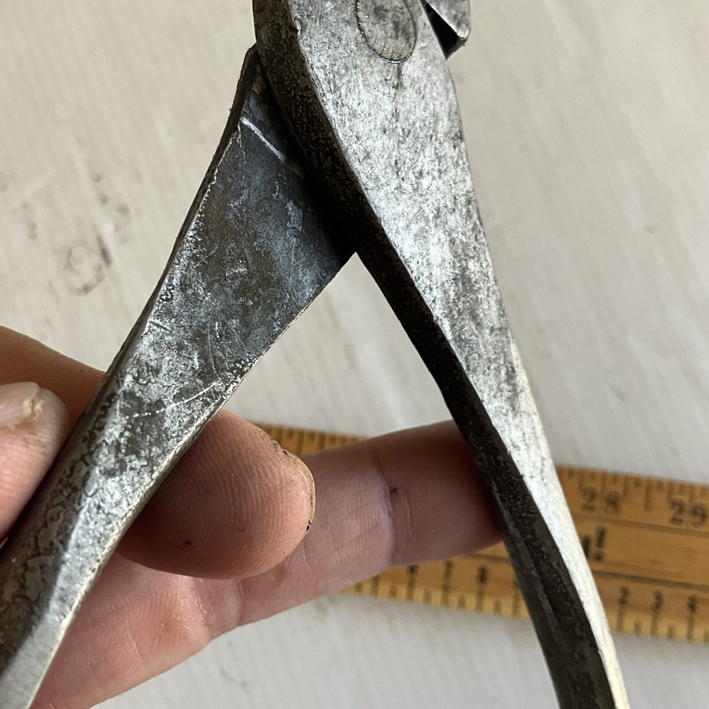 Vintage Diagonal Cutting Cutter Pliers Wire Side Tool