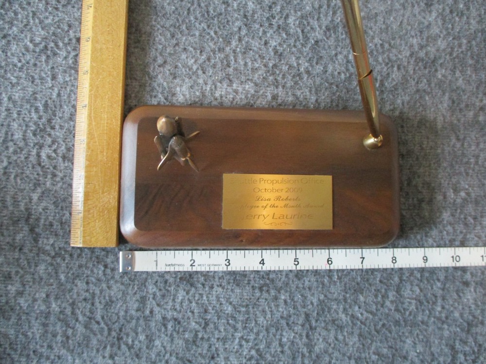 NASA MSFC SPACE SHUTTLE PROPULSION OFFICE DESKTOP EMPLOYEE AWARD