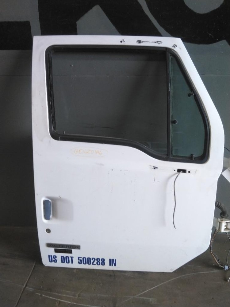 For 2002 STERLING ACTERRA 2001-2010 DOOR ASSEMBLY Right ,  IL