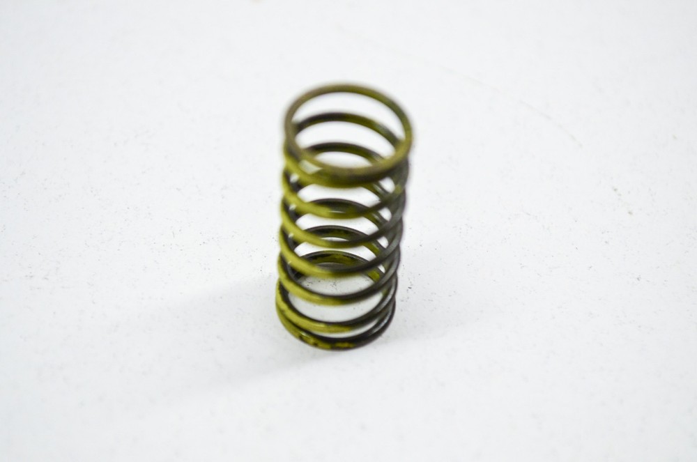 OEM Yamaha 90501-144F3-00 Compression Spring NOS