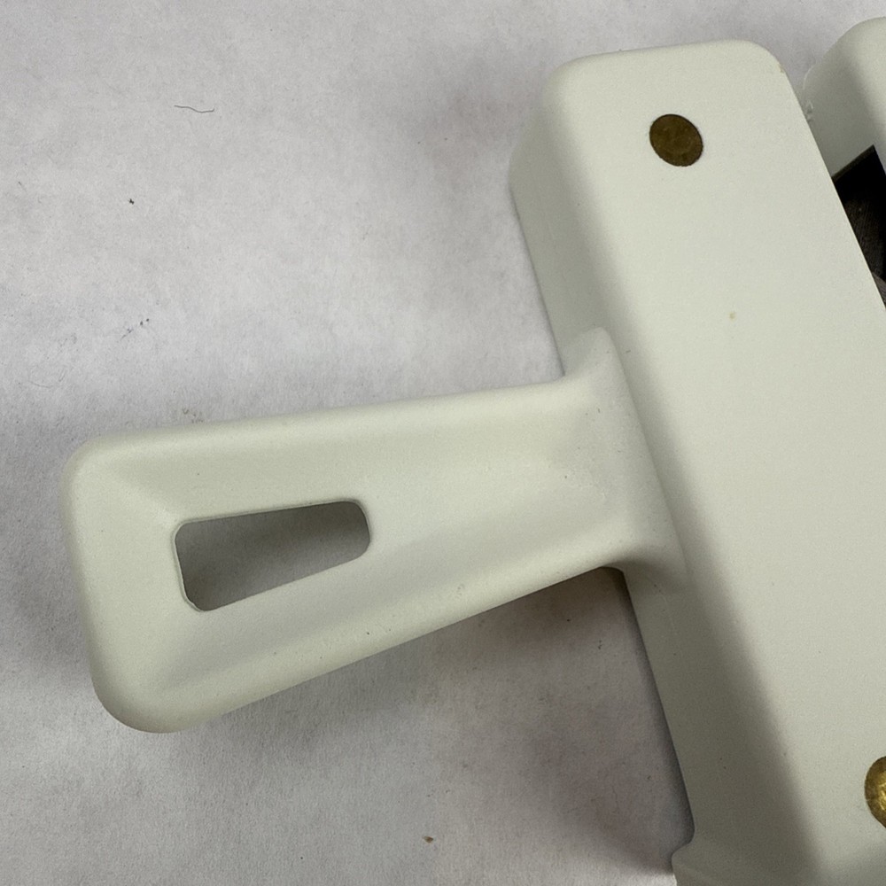 The Sharpery Chantry Pull Thru Knife Sharpener Handheld White With Instructions