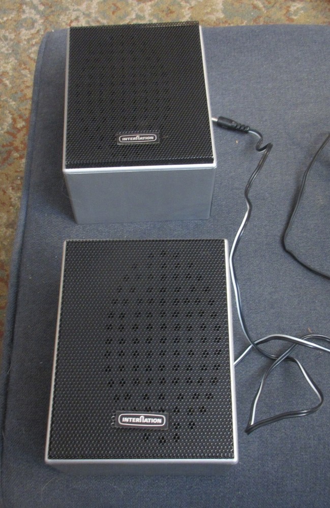 Vintage STERLING Amplified Speaker System with Carrying Case & Instructions