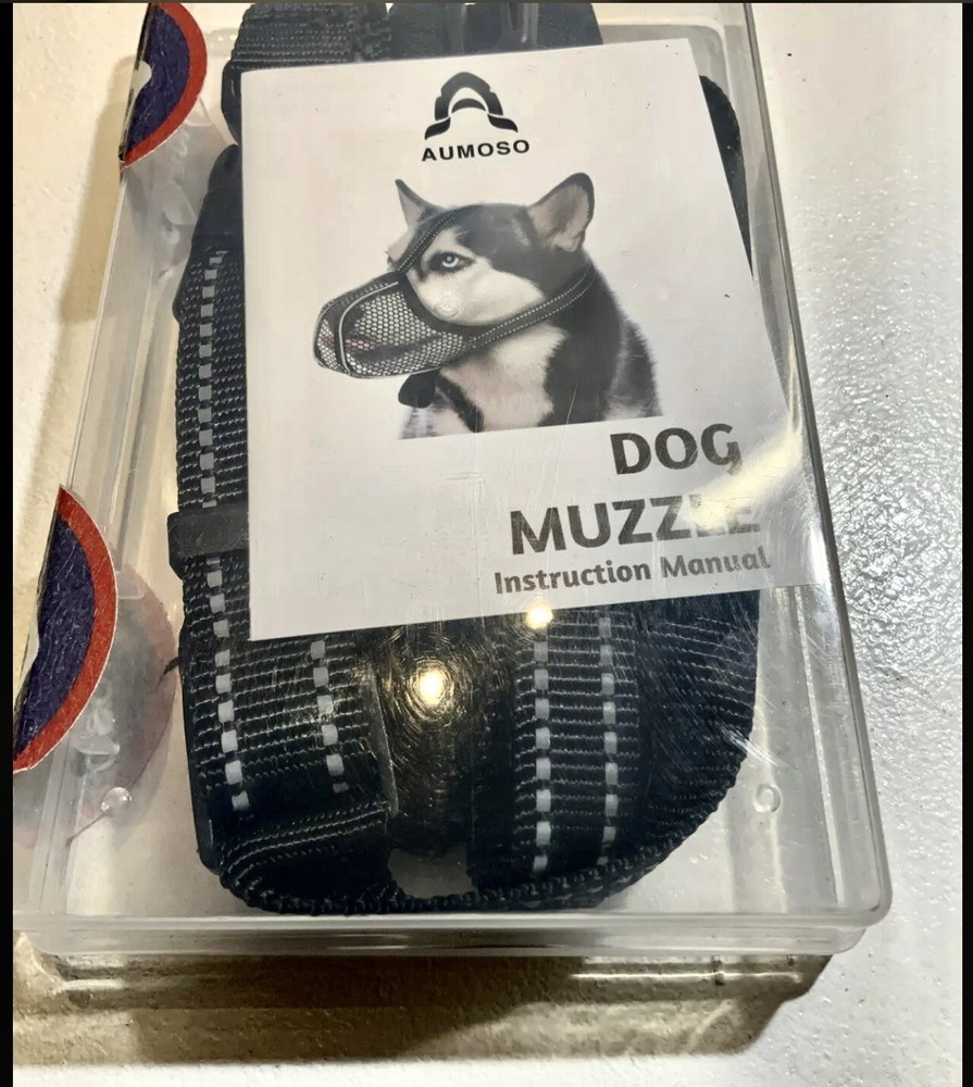AUMOSO Dog Muzzle with Instructions - Size Large