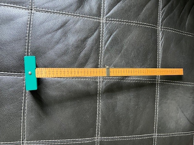 Vintage Singer Mini-Max Skirt Maker. Nice condition