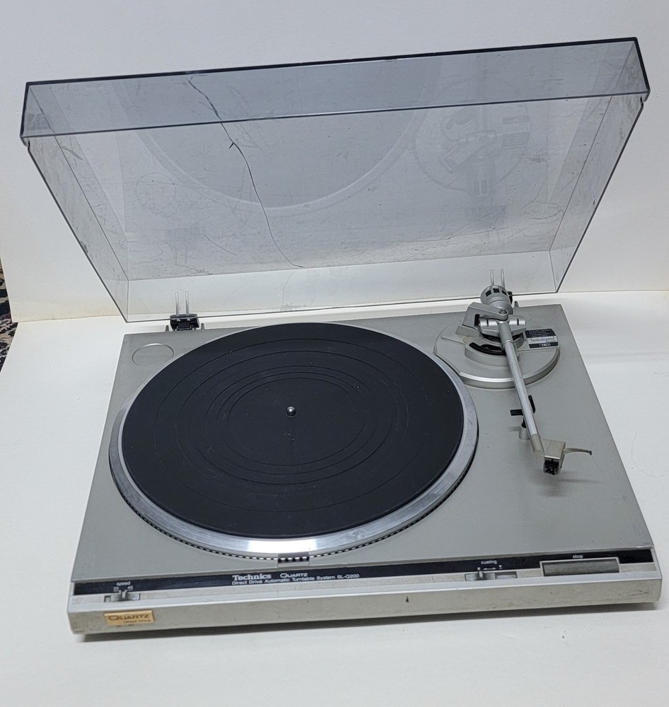 Technics SL-Q200 Direct Drive Turntable  Quartz Lock Tested & Working (No Needle
