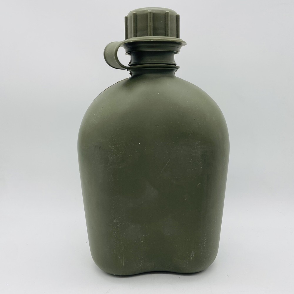 US Army Issue Canteen and Vinyl Cover