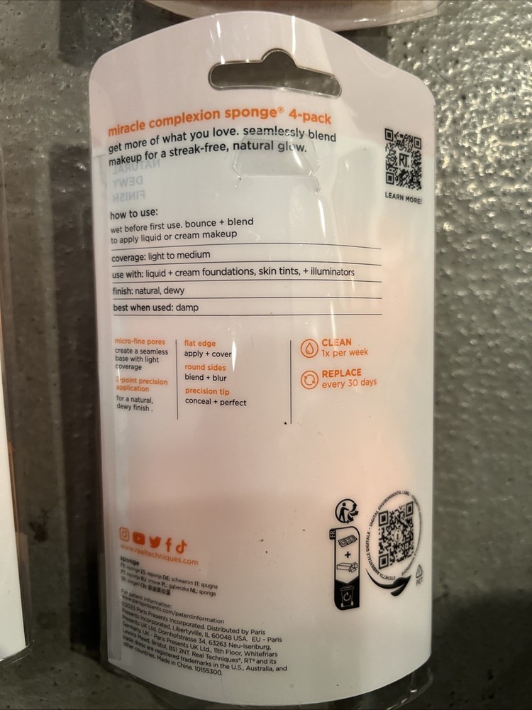 Real Techniques Miracle Complexion Sponge 4 X 4 Pack ,total : 16 sponges