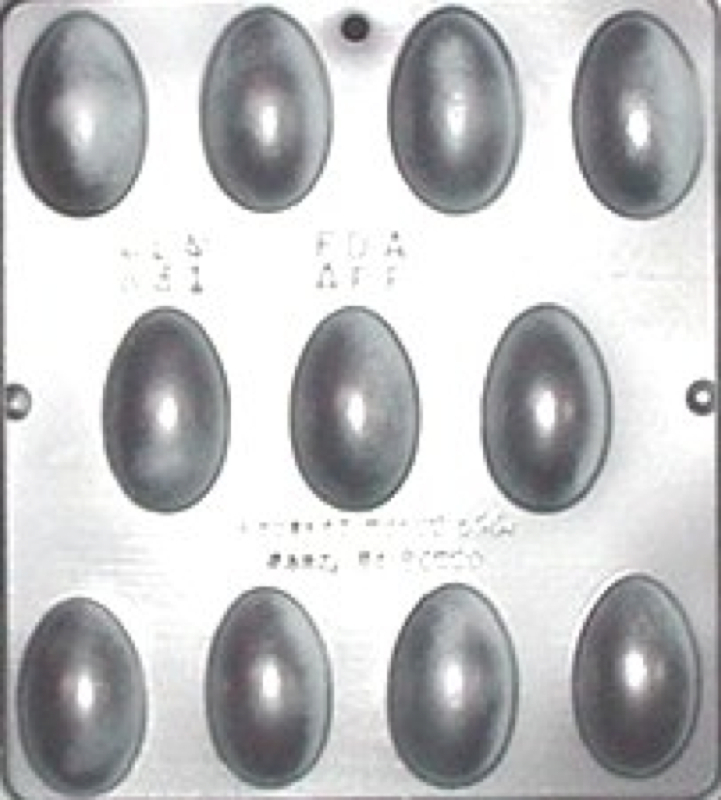 2" Egg Assembly Chocolate Candy Mold Easter 831 NEW
