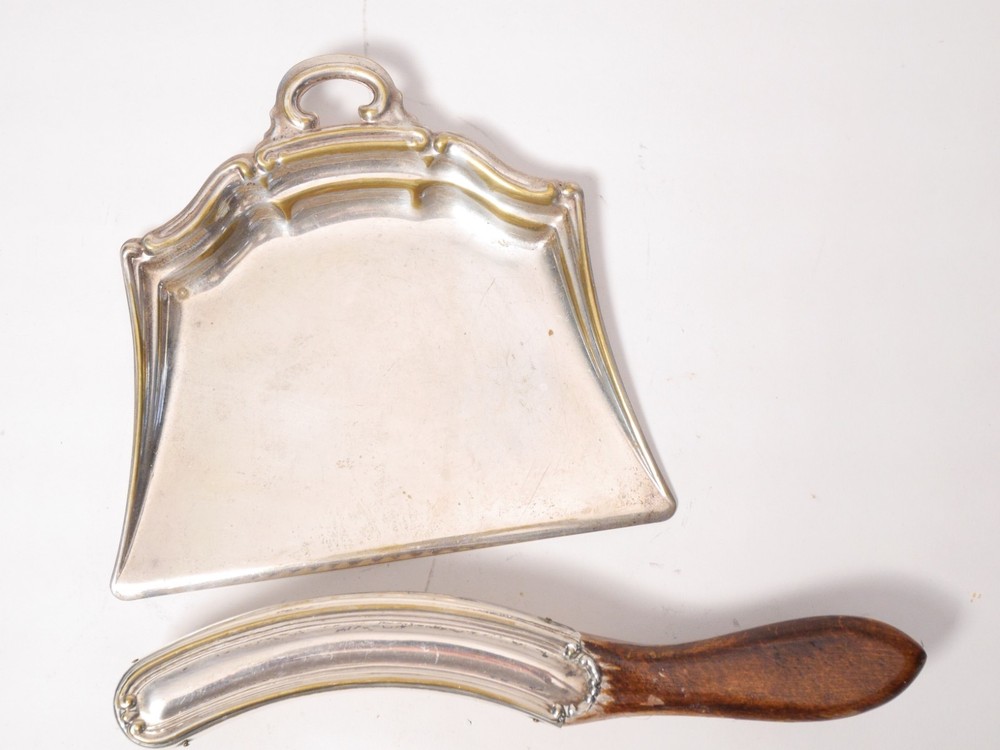 Dust Pan & Brush, Celtic Quality Plate