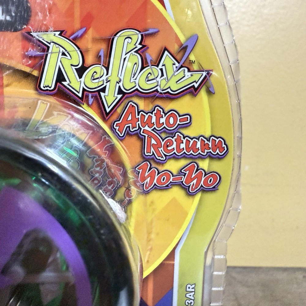 Duncan Toys Reflex Auto Return Yo-Yo, Beginner String Trick Yo-Yo, Green