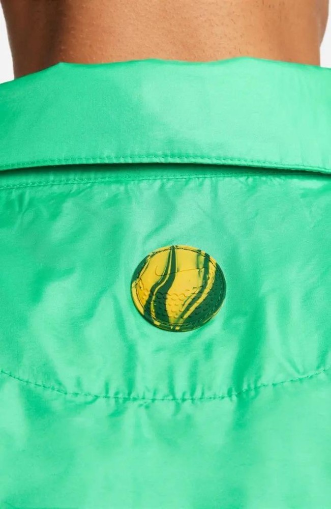 NIKE Unscripted Phoenix Water Repellent Golf Jacket in Spring Green Size L
