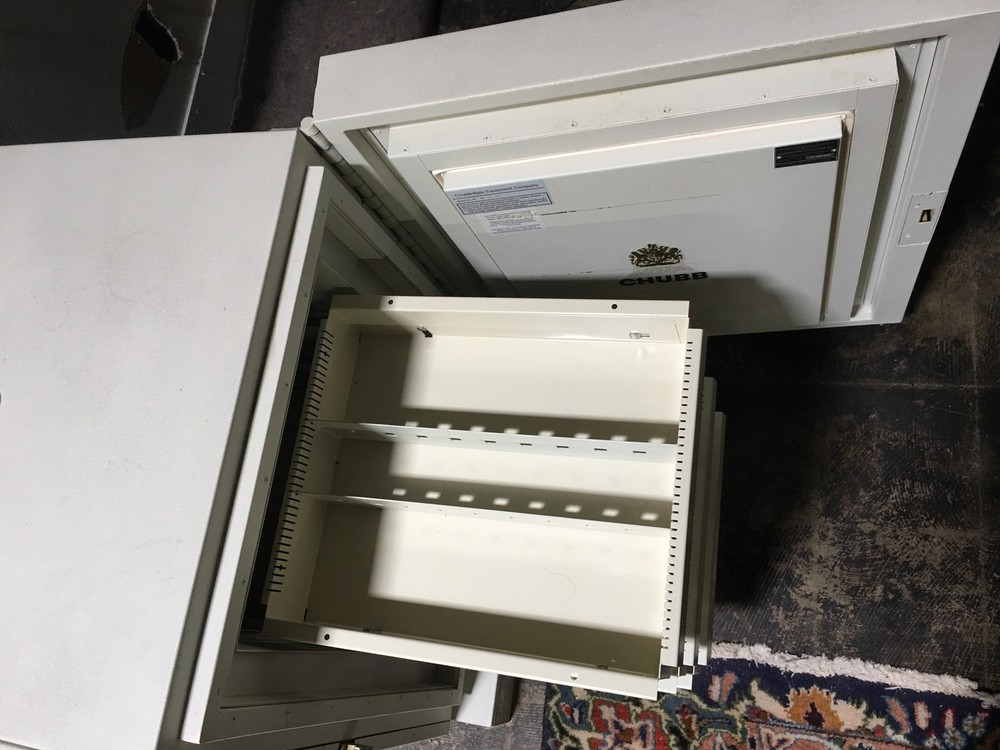 Chubb MEDIA safe for digital storage - fire safe - Make Offer