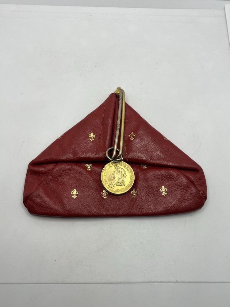 Red w Fleur De Lis Pattern gold tone Change Purse triangle folding vintage