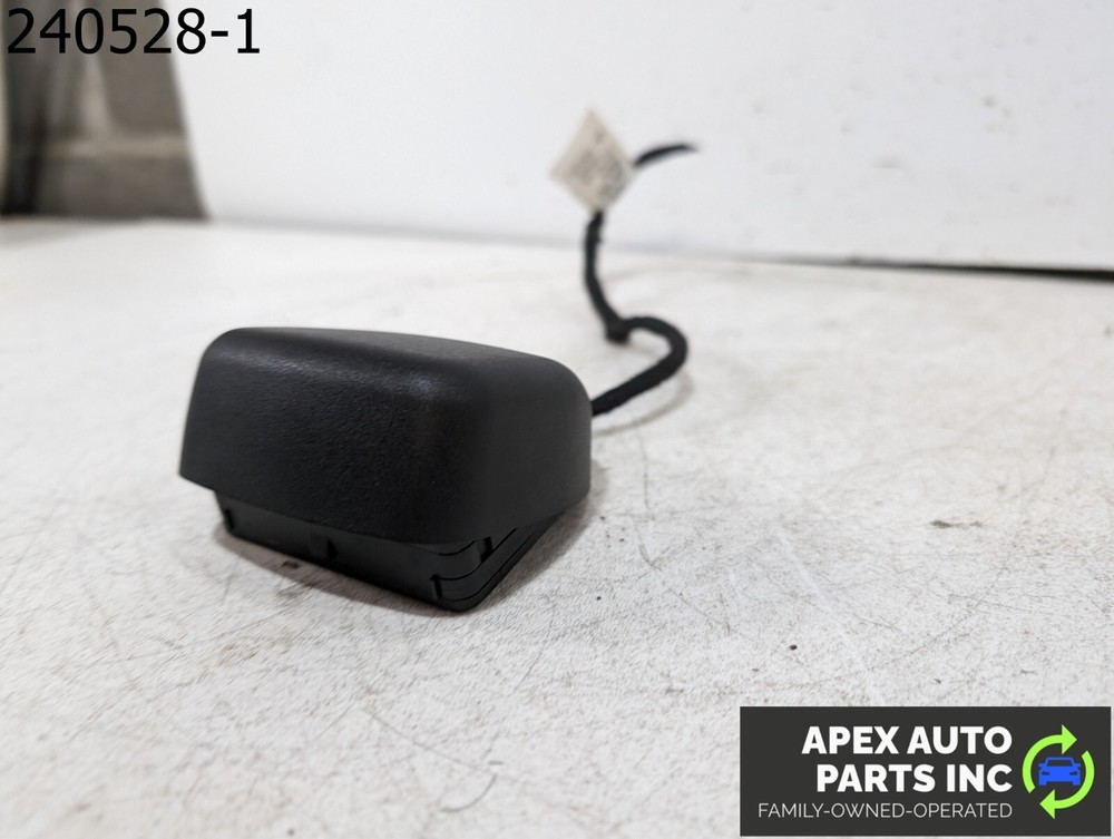 OEM 2001 Mercedes E320 3.2L RAIN SENSOR