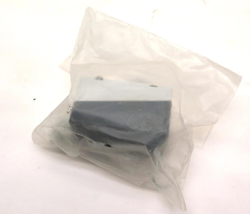 Contrinex DW-AD-613-C60 Inductive Sensor