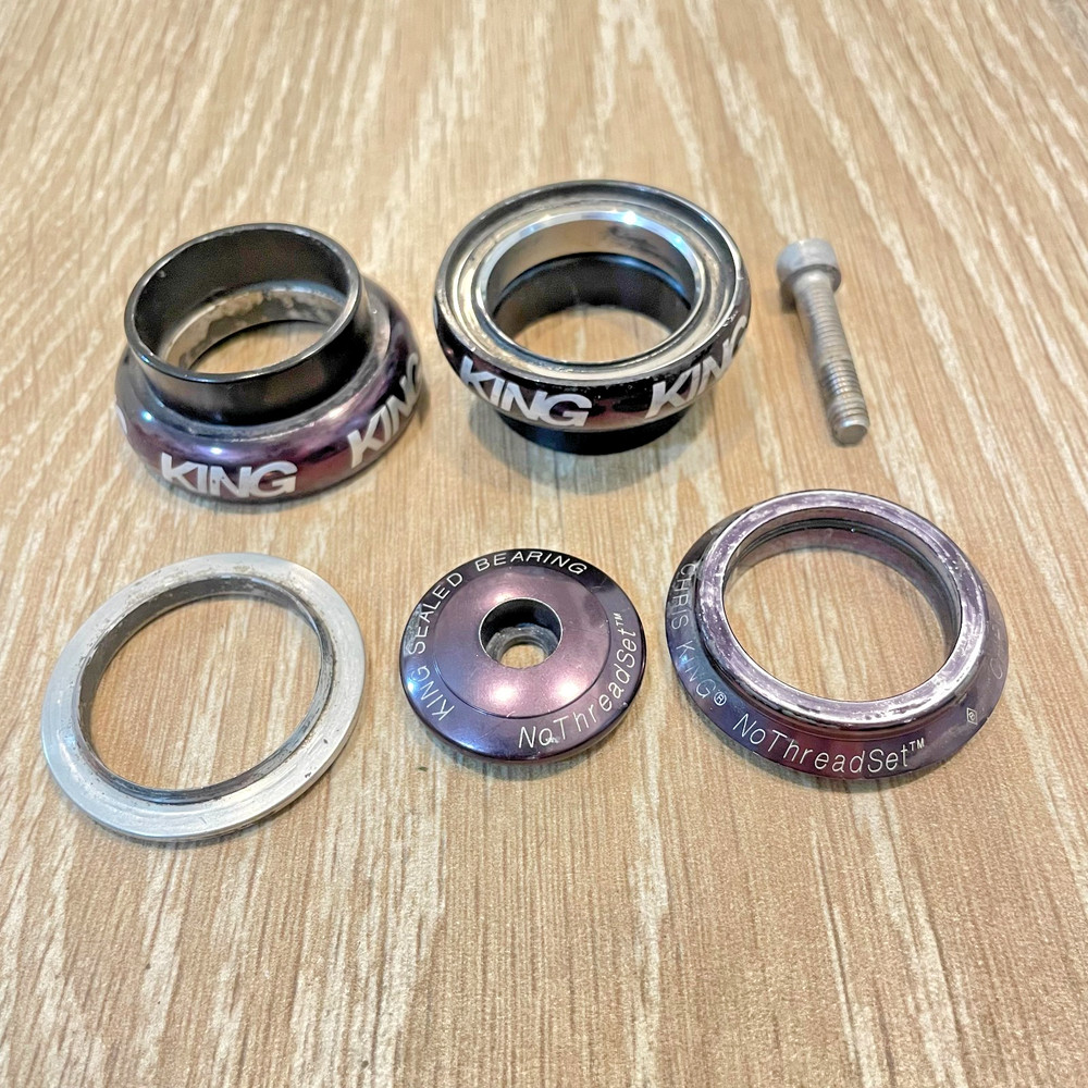 Chris King 1 1/8" Threadless Headset, NoThreadset, Black