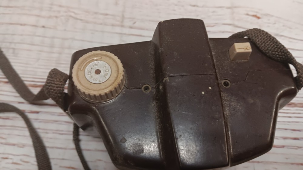 Vintage Sawyer's Nomad 127 Camera
