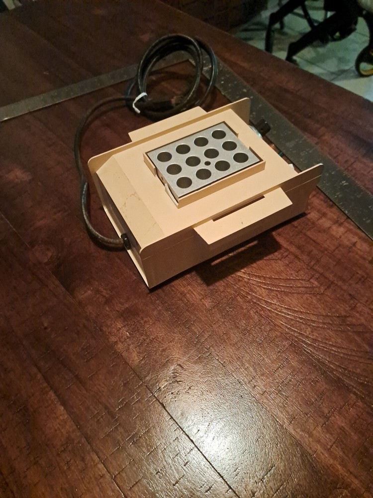 Sybron Thermolyne Type 17600 Dri-Bath Model DB17615