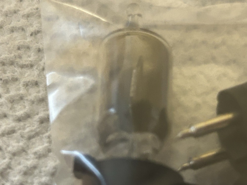 Whelen Halogen Bulbs, 6