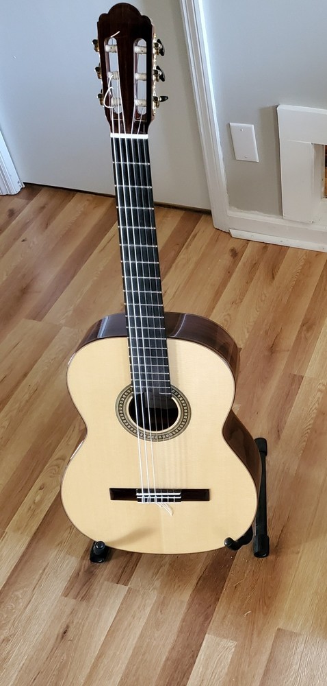 Classical Guitar, Yulong Guo