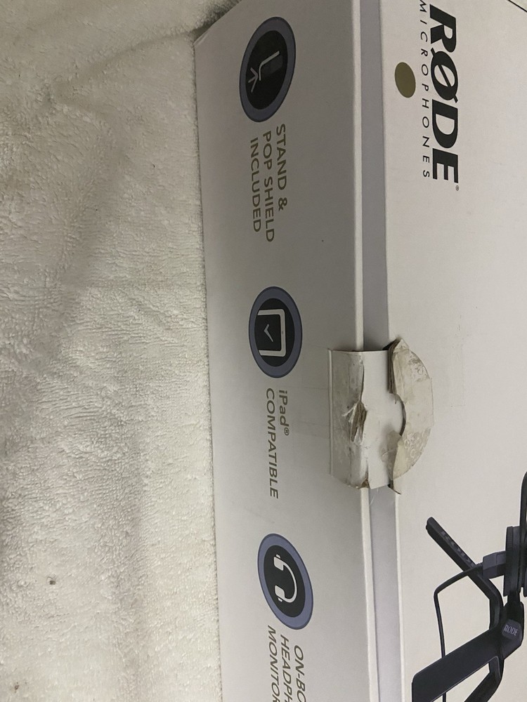 RØDE NT-USB USB Microphone Black w/ Stand, Pop Shield, iPad Compatible