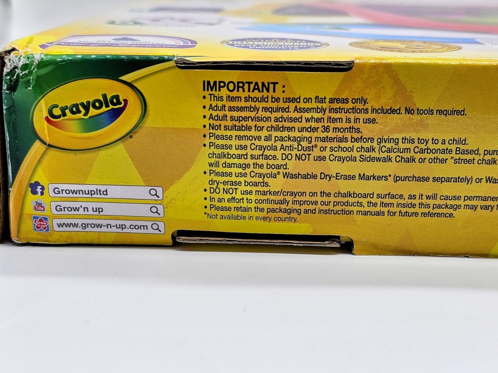 Crayola 5-In-1 Creative Fun Tabletop Easel - 5 Different Drawing Surfaces NIB
