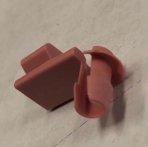 New Genuine GM Retainer Part #12375975