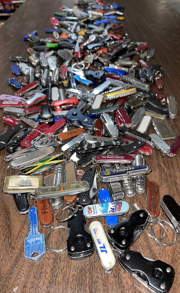TSA Confiscated Pocket Knives/ Multitools Lot Limited Time! (see description)