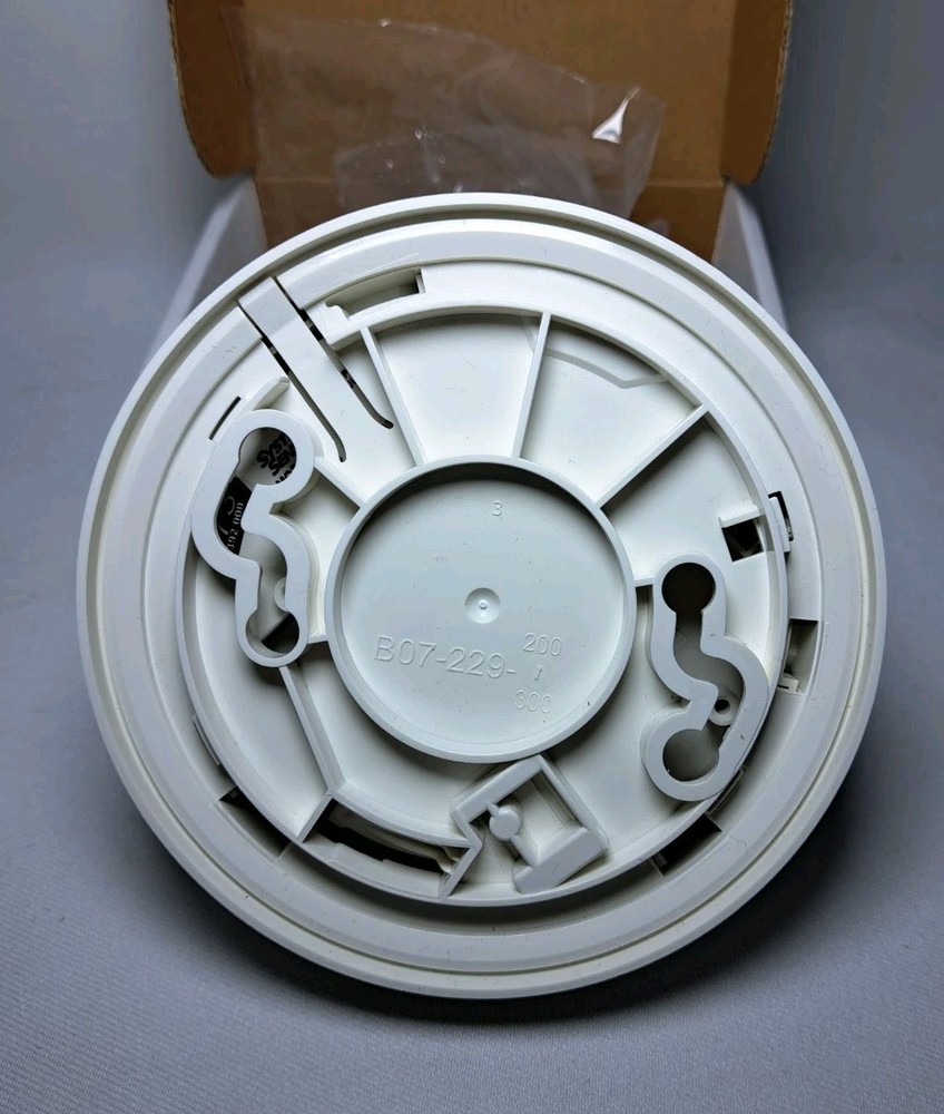 DMP 1184-W Wireless Carbon Monoxide Detector – 1100 Series –