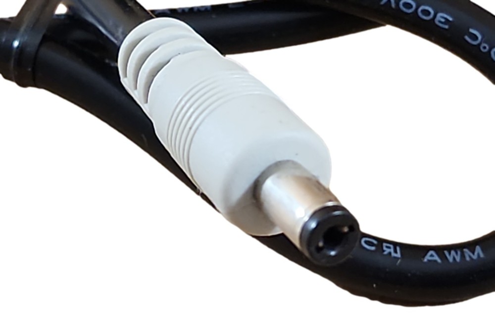 Cobra Electronics CLA CPP15000 Black 15V Barrel Connector Car Charger Cable