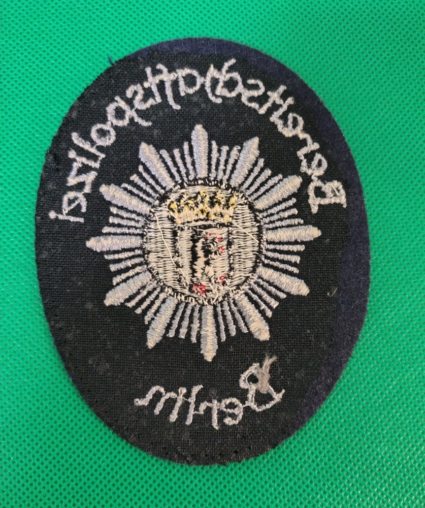 GERMANY VINTAGE PATCH POLICE POLIZEI BERLIN