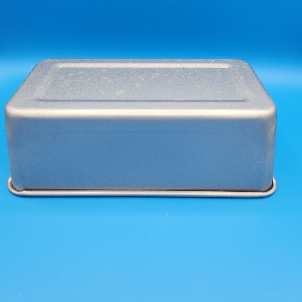 Read Description - One Meatloaf Pan