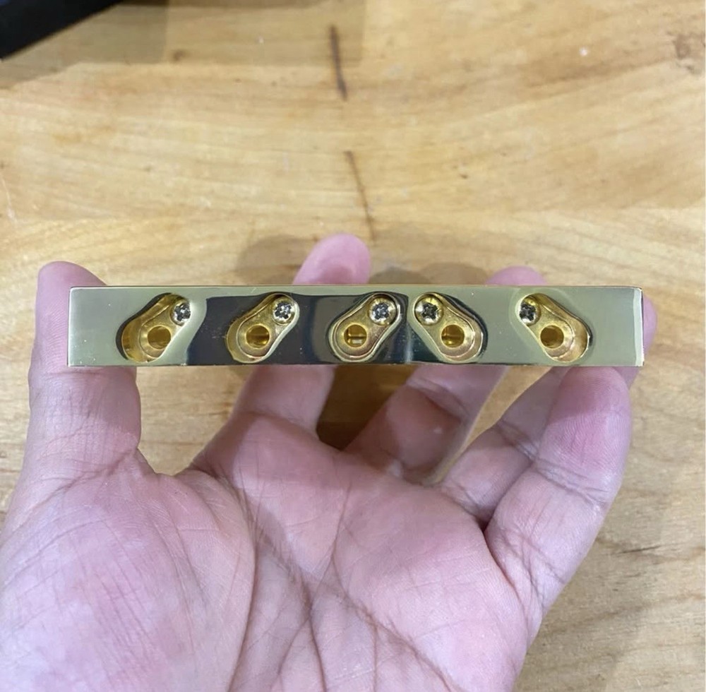 Guyker Bass Bridge, 5 String Bass Bridge with Solid Roller Saddle Adjustable