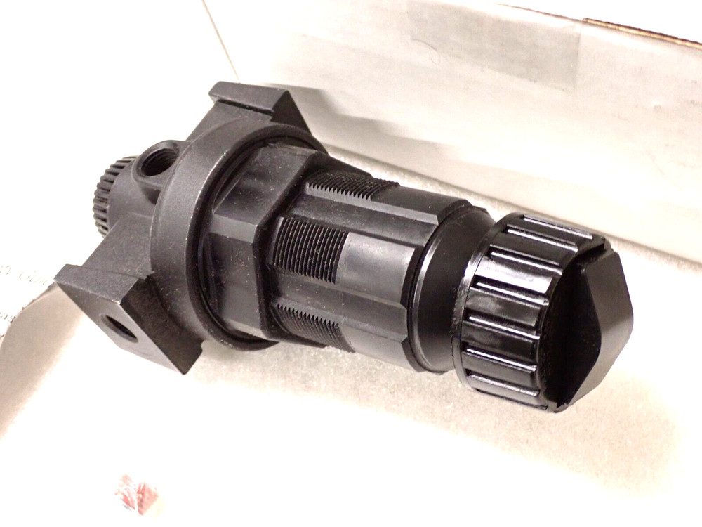 Master Pneumatic R100-2SR343 Regulator NEW