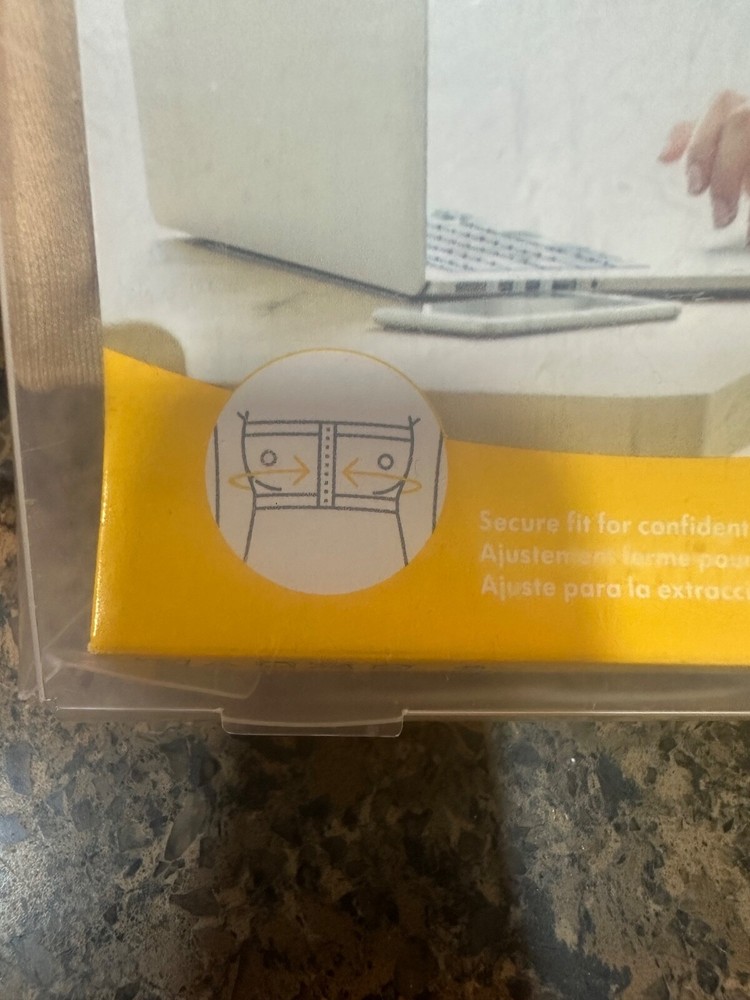 medela easy expression bustier new in box small