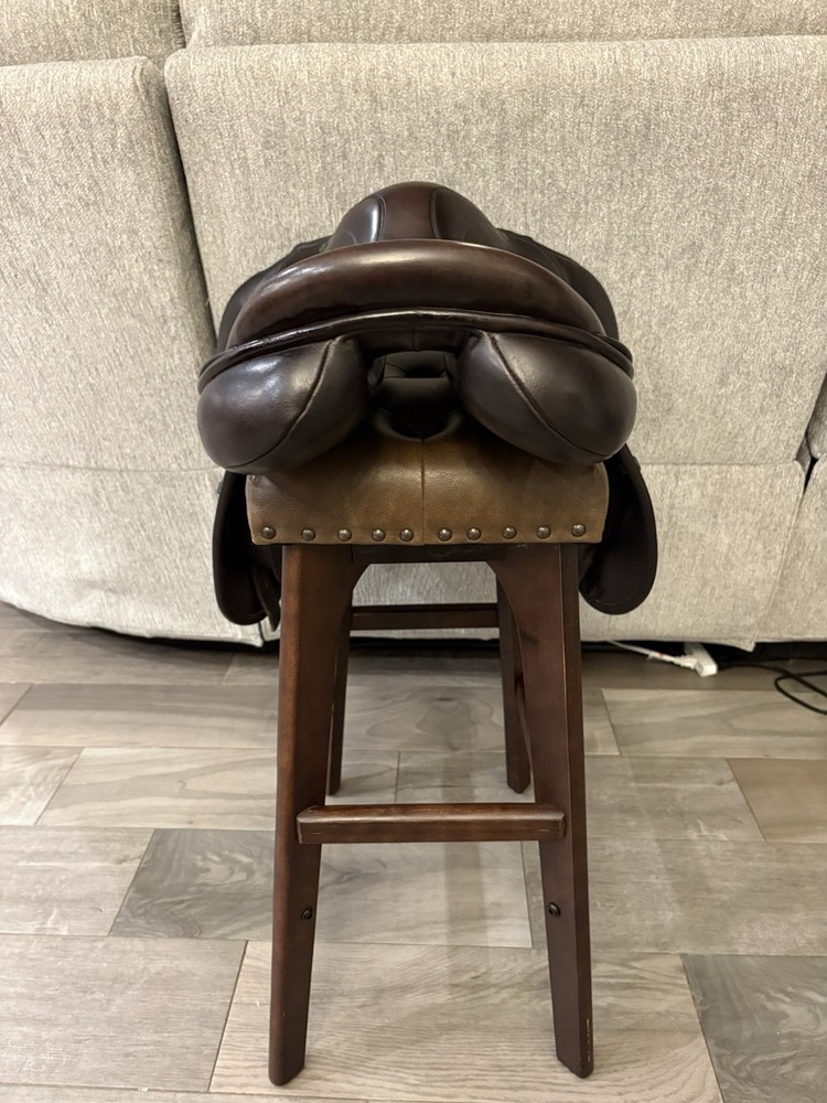 County Solution 17” Medium Tree Saddle