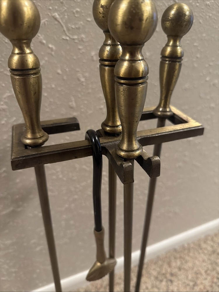 Vintage Brass 3pc Fireplace Tool Set w Cast Iron Base (219) - 28”