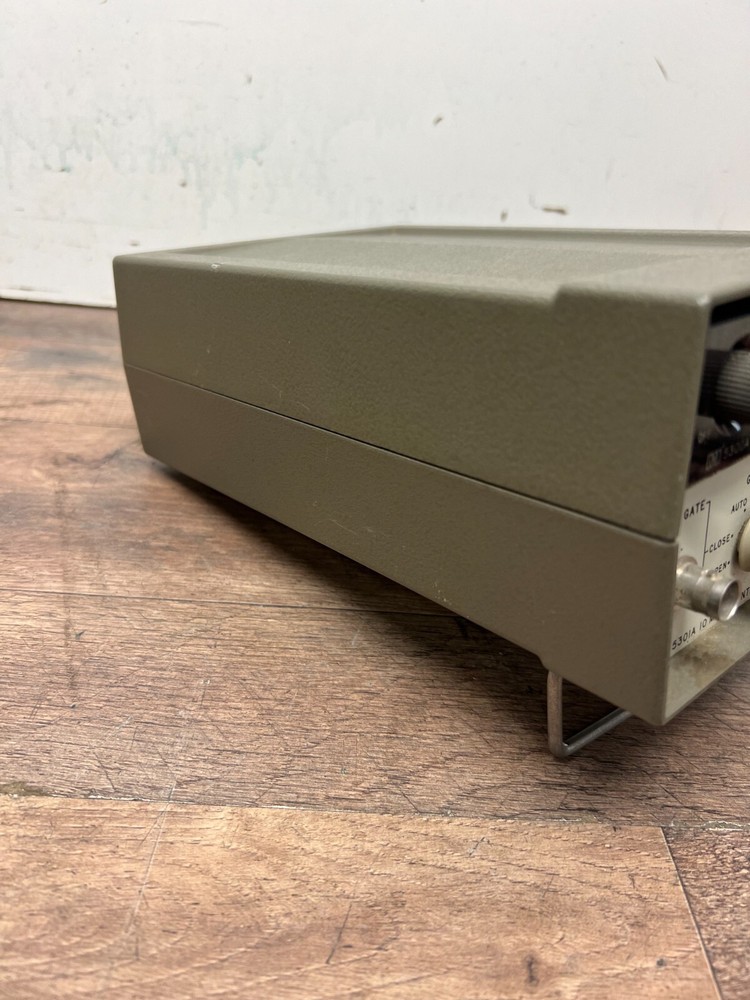 HEWLETT PACKARD HP 5300A MEASURING SYSTEM 5301A 10MHz Counter