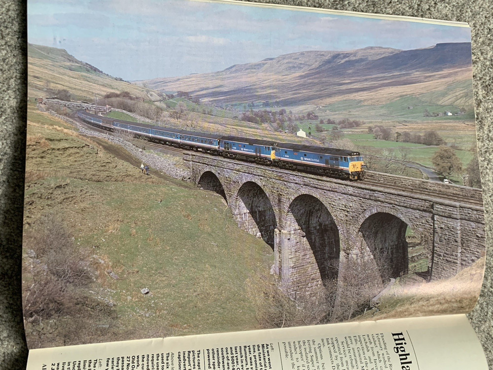Railway World Magazine - 1989 -April issue - Class 33 Performance