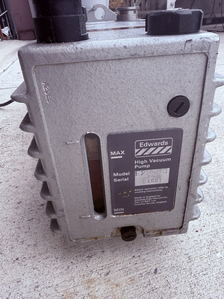 Edwards E2M30 Dual Stage Rotary Vane Vacuum Pump Tested and Working