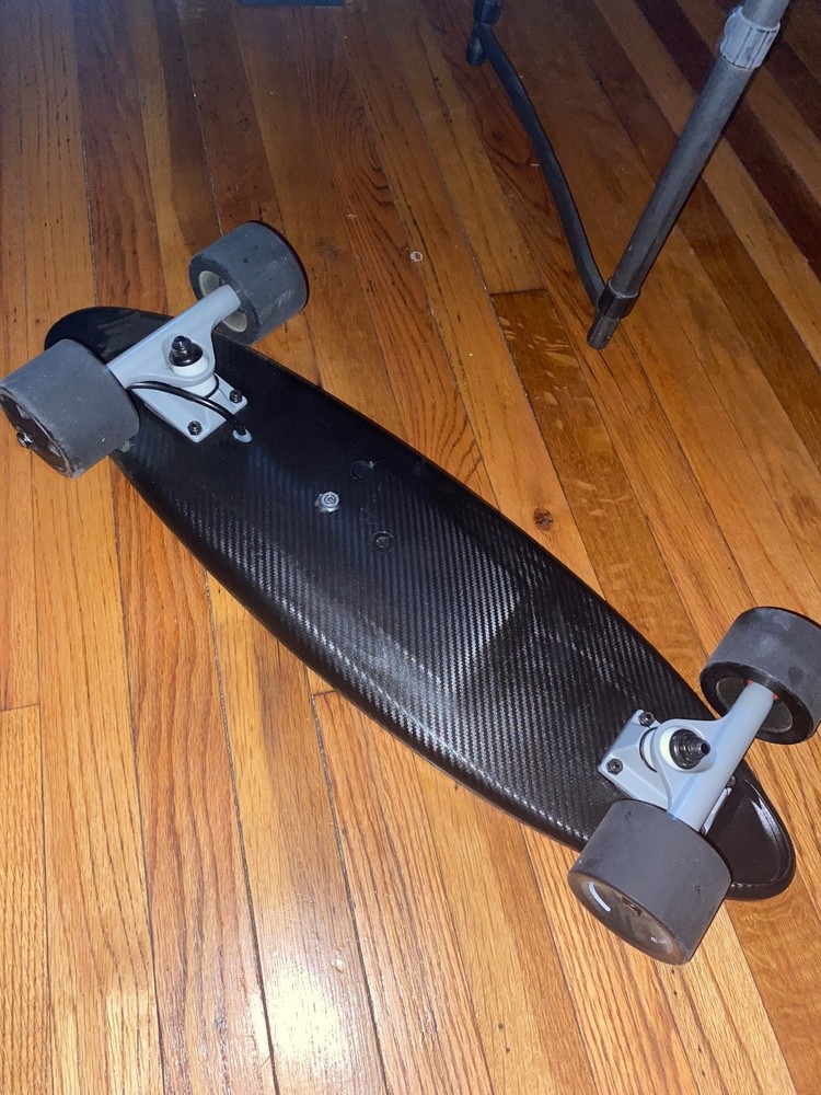 Maxfind Max Skateboard