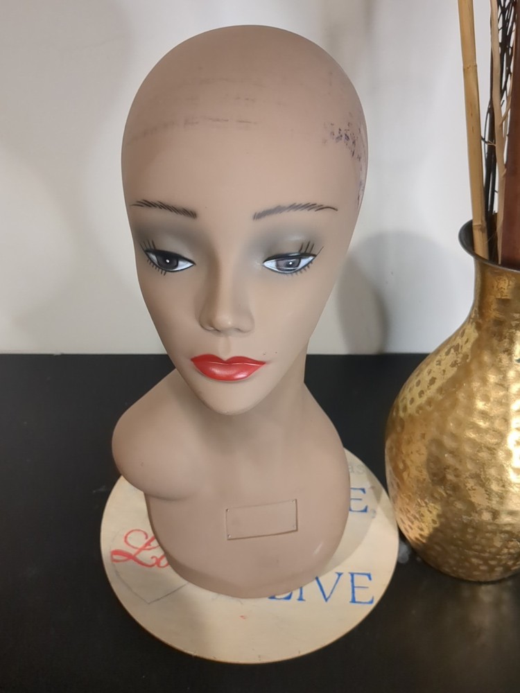 Used Mannequin Head