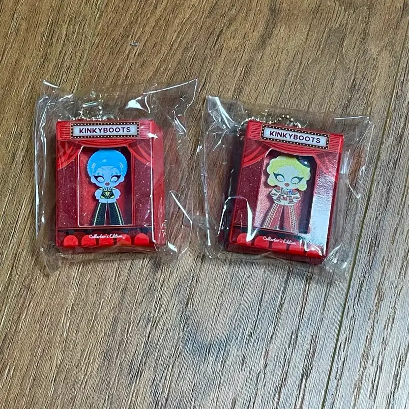 Kinky Boots Angel Keyring Set