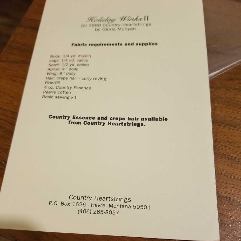 Country Heartstrings Holiday Winks II 18" Uncut